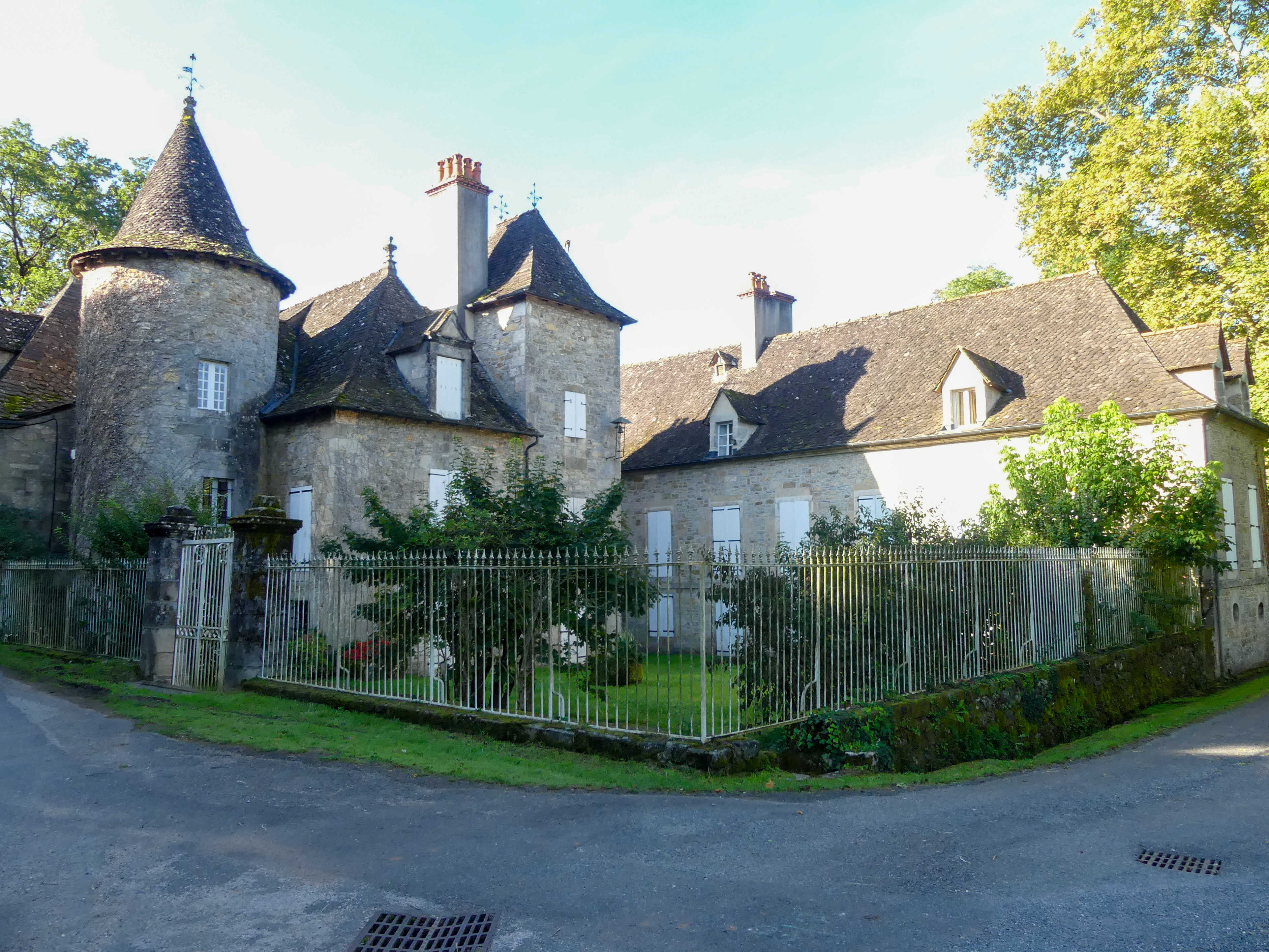 Vue depuis la route, au nord.